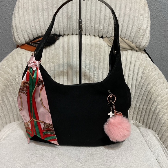 Gucci Handbags - Gucci bags